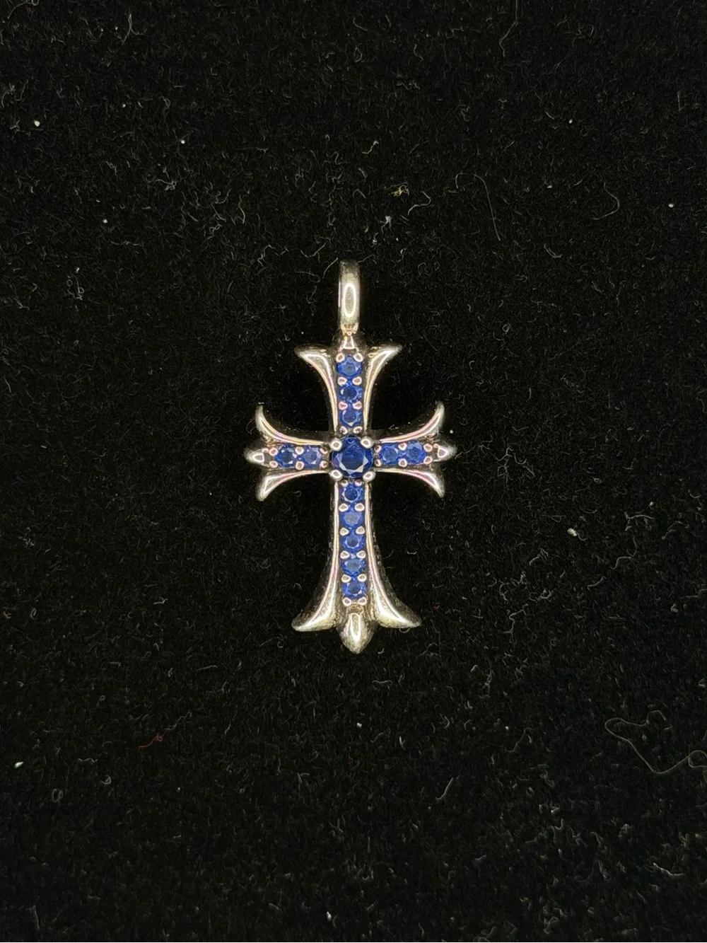 Chrome Hearts Classic Floral Cross Blue Diamond Studded Double Unisex Pendant